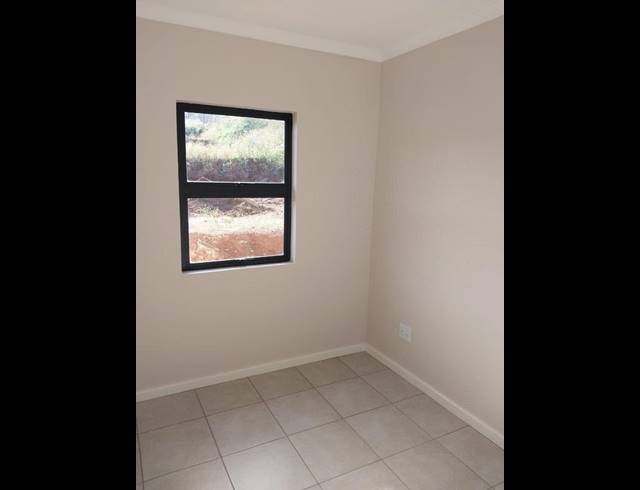 2 BEDROOM TOWNHOUSE FOR SALE IN BISHOPSTOWE